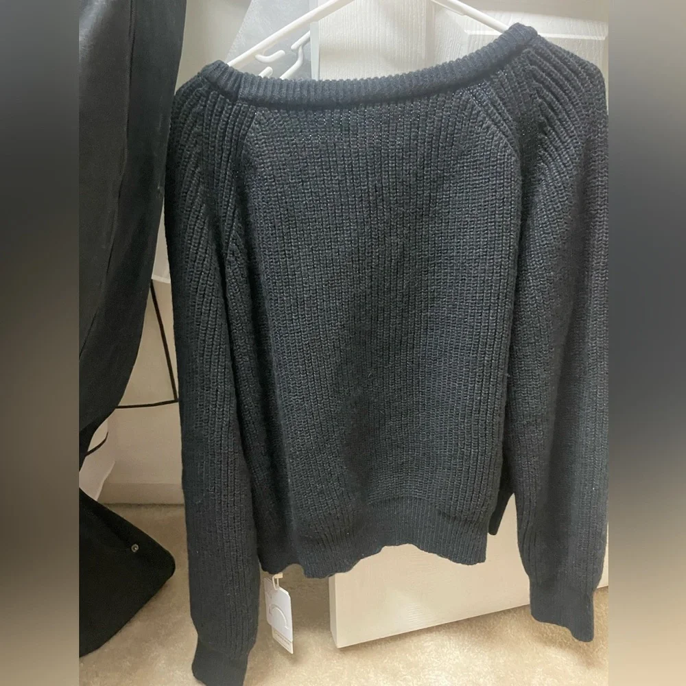 NWT Commense Keep Me Close Cutout Sweater - Picture 4 of 6